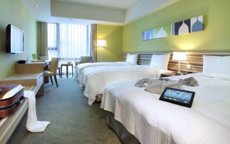 ปาร์คซิตี้ โฮเต็ล เซ็นทรัลไทจง Hotel ไถจง ภายนอก รูปภาพ