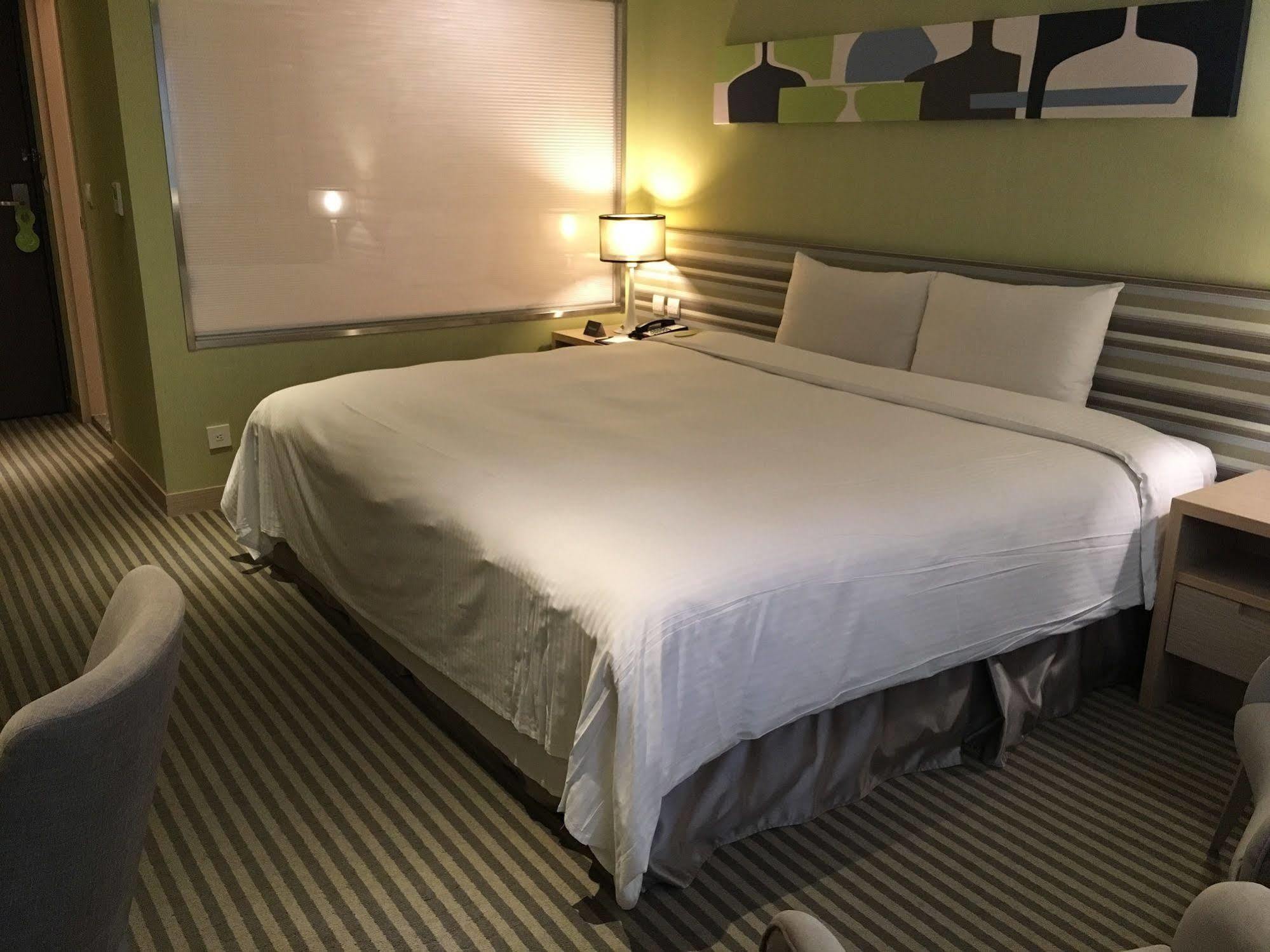 ปาร์คซิตี้ โฮเต็ล เซ็นทรัลไทจง Hotel ไถจง ภายนอก รูปภาพ
