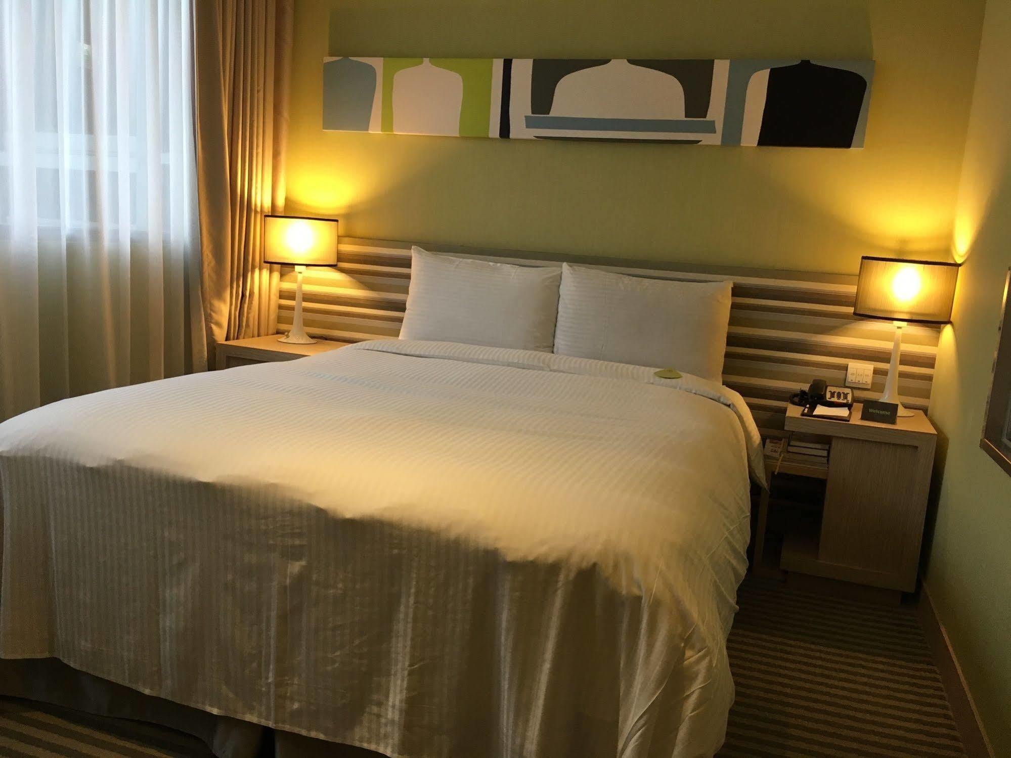 ปาร์คซิตี้ โฮเต็ล เซ็นทรัลไทจง Hotel ไถจง ภายนอก รูปภาพ