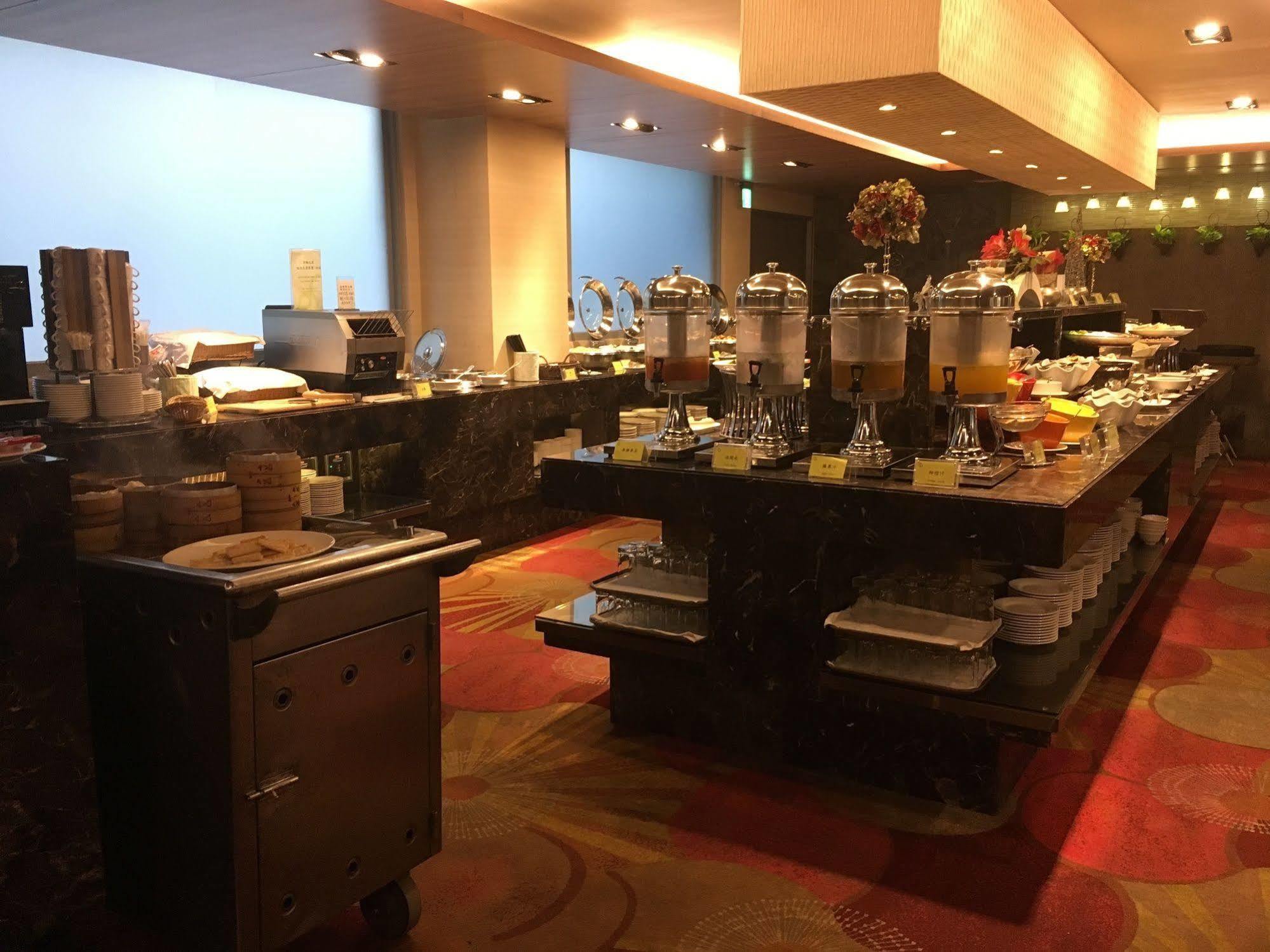 ปาร์คซิตี้ โฮเต็ล เซ็นทรัลไทจง Hotel ไถจง ภายนอก รูปภาพ